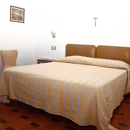 Casa Mazzella 2*